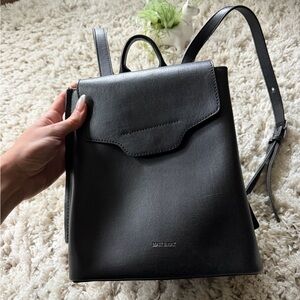 Matt & Nat fashion, vegan sturdy, sleek Black Leather Backpack